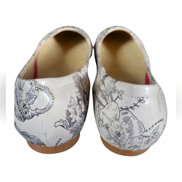 DoGo Women's White and Black Vegan Leather Made In Turkey Printed Flats Sz 39 - Picture 4 of 7